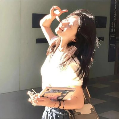 女儿国嬉春